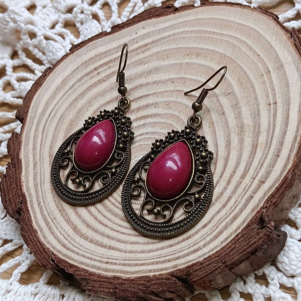 Boho Bronze and Redish Teardrop Earrings Costume Jewelry 1.5"